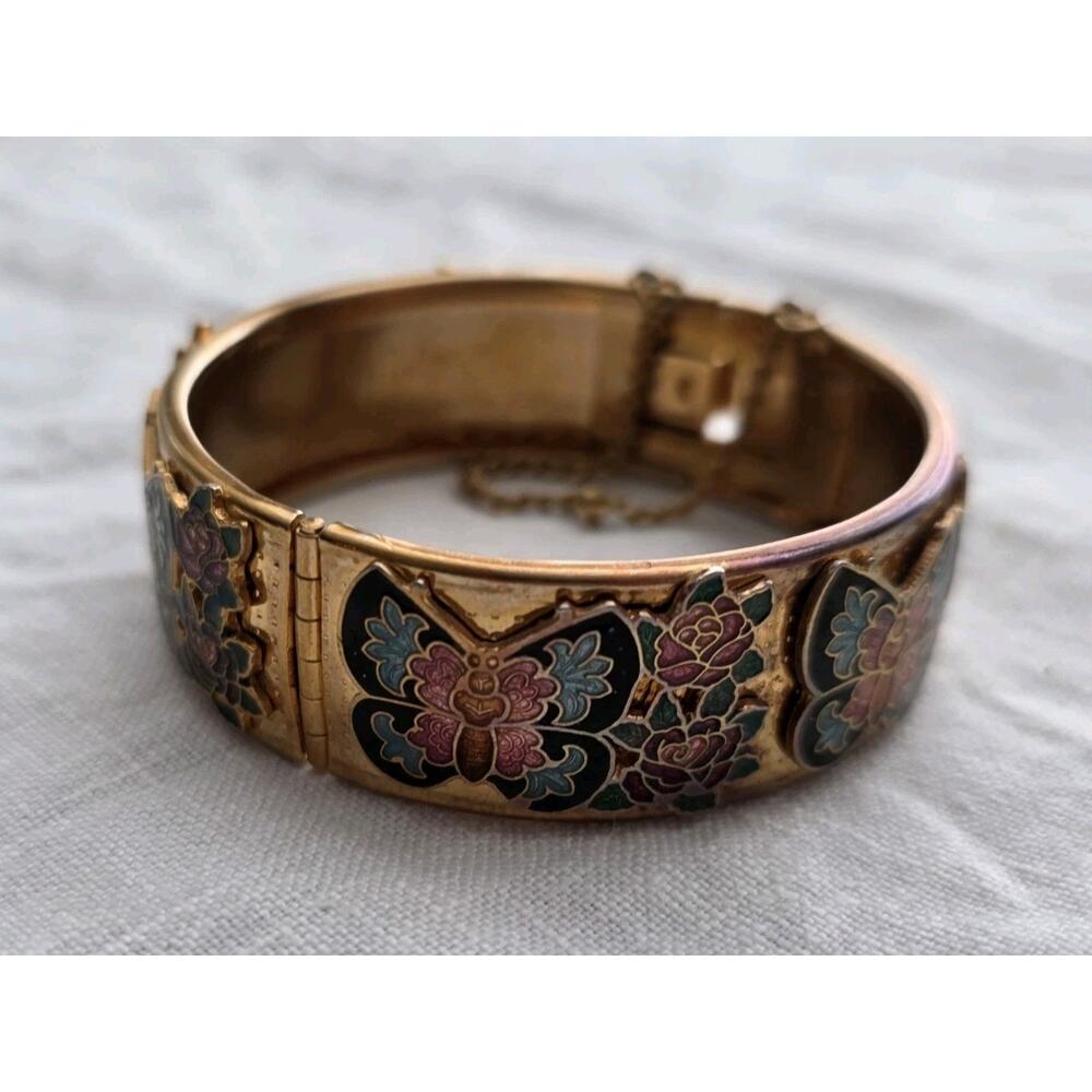 Gold Tone Hinged Bangle Bracelet With Cloisonné Butterflies & Safety Chain - Picture 4 of 12